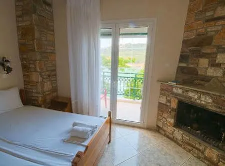 Petra Mare Apartment Thimonia